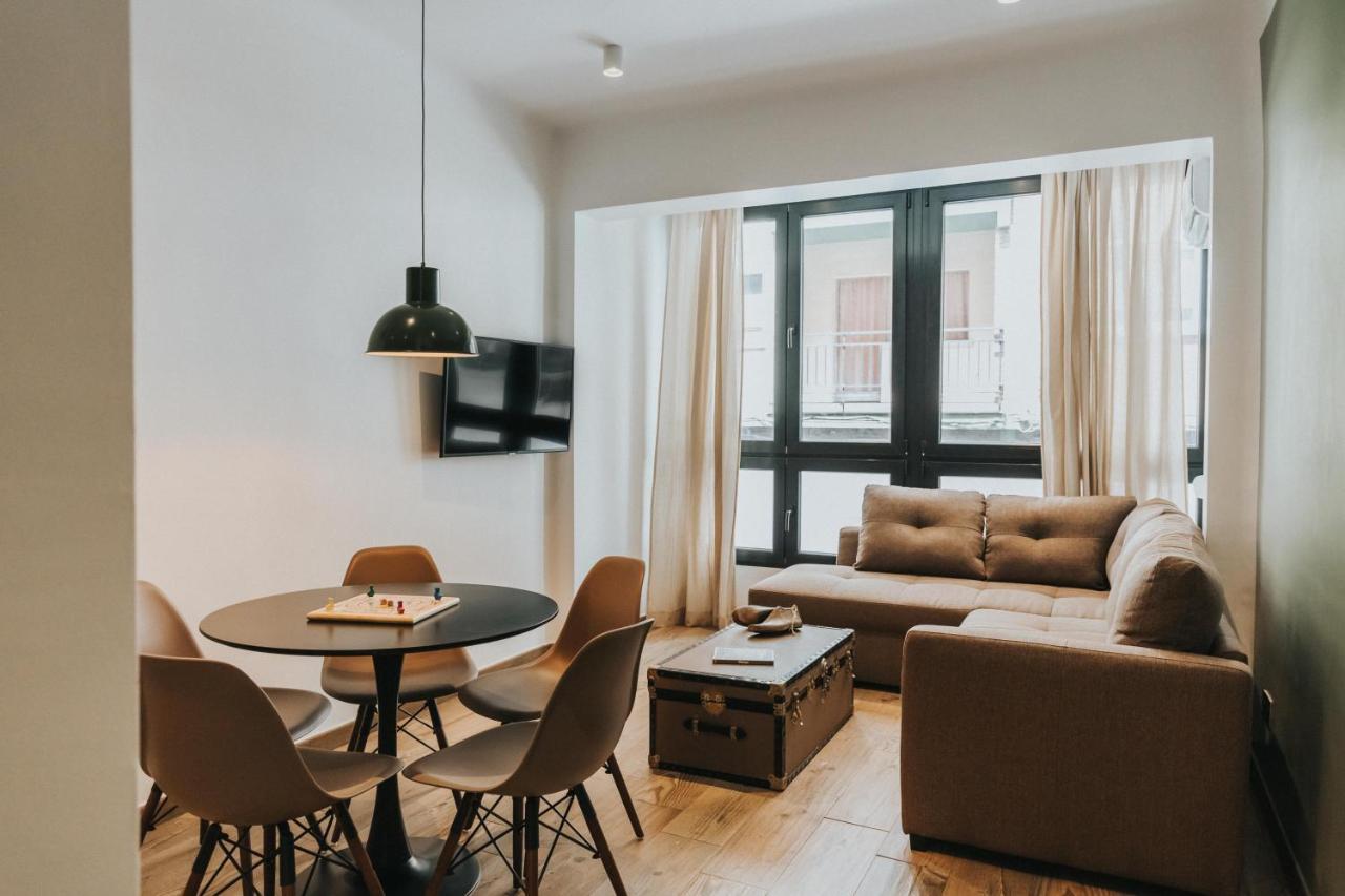 Contemporary Industrial By Rems Apartment *